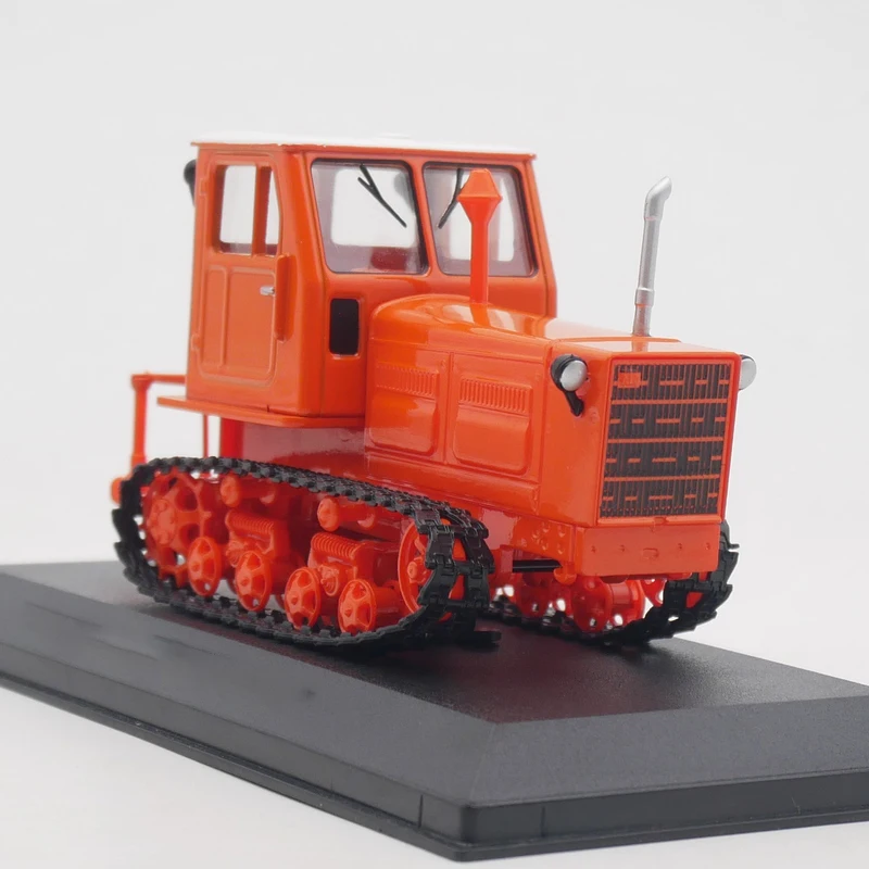 

1:43 Alloy Static Tractor Model, Collectible Finished Product, Ornament,Brand New with Packaging, Men's Birthday Gift