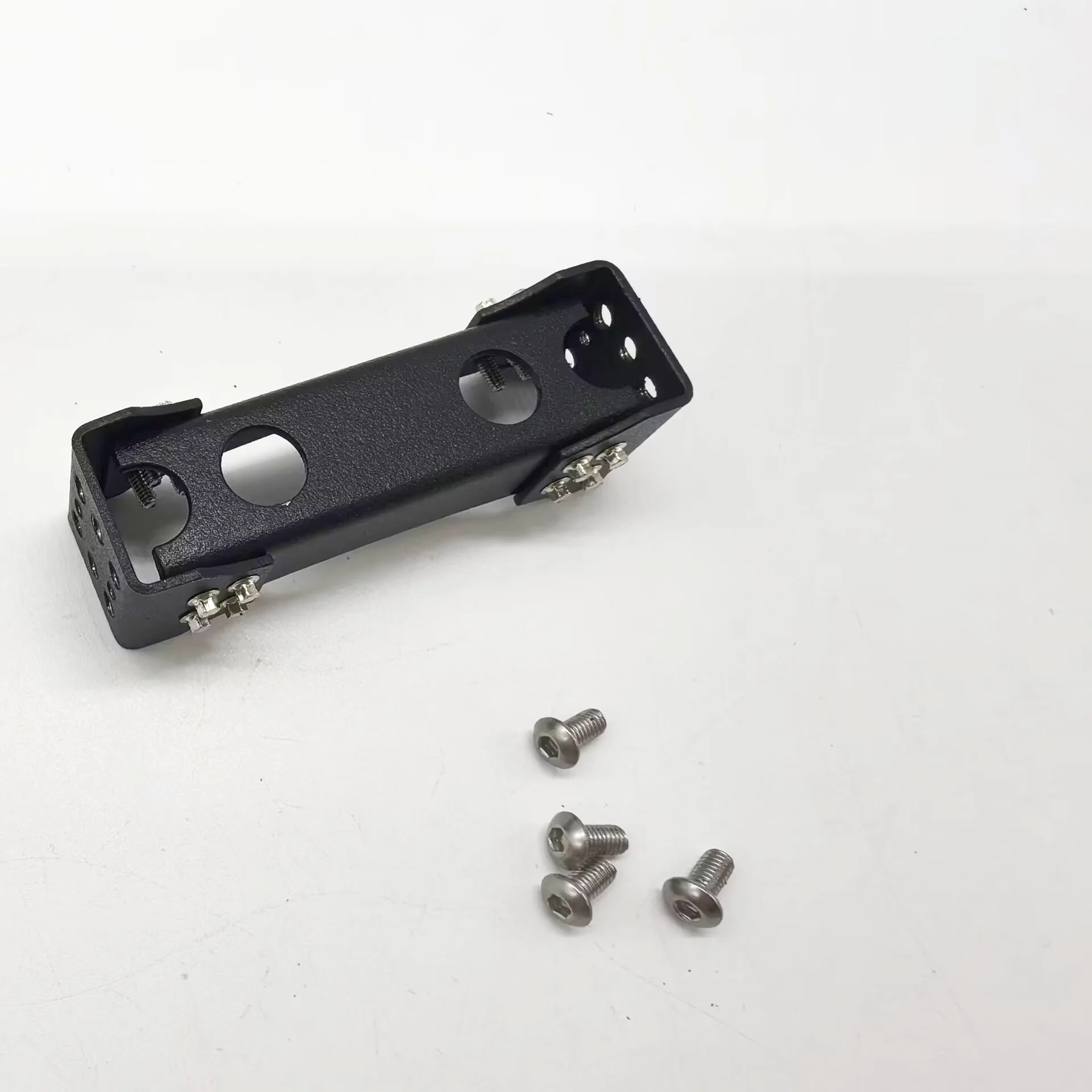 RC-Truck Metallrahmen-Heckträger mit Anhängerkupplung für 1/14 Tamiya SCANIA 770S R620 VOLVO MAN TGX LESU Auto – Detail 5