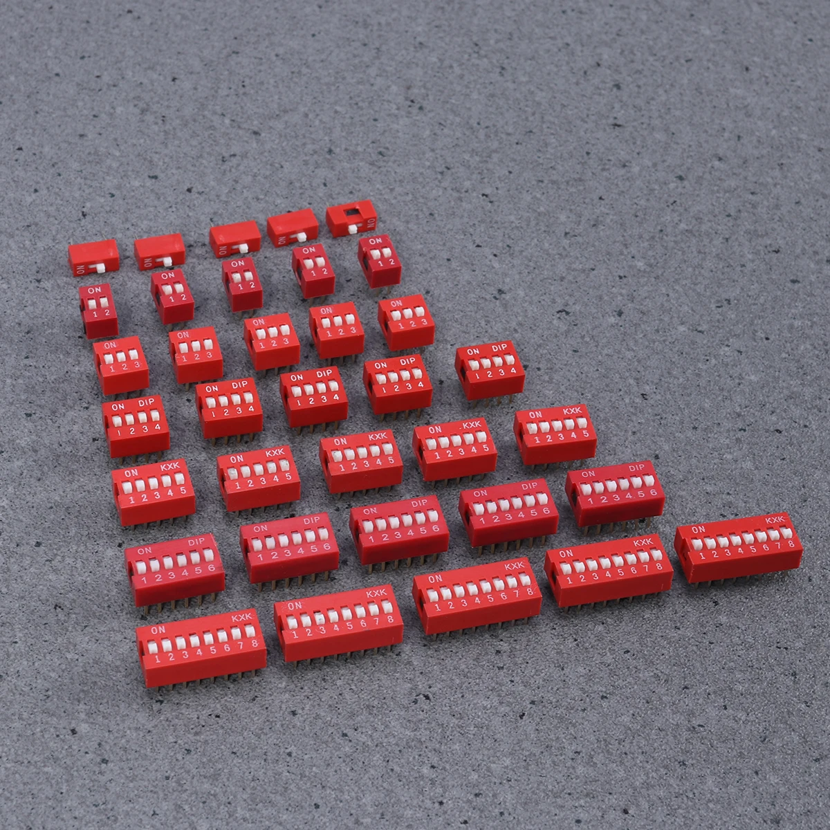 

35pcs Encoding Switch Dip Circuit Kit 440V Rated Voltage Plastic Electronic Control Current Flat Dial Slide Toggle Switch