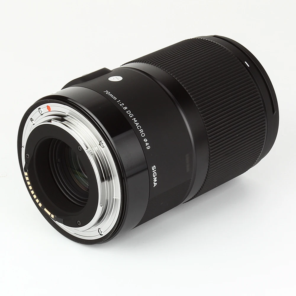 Sigma 70mm F2.8 DG MACRO Art Lens Full Frame 70mm Macro Lens For Canon Mount or Sony E mount