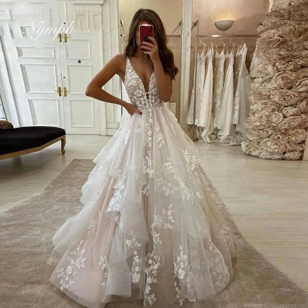 Robe de mariée trapèze personnalisée, col en v, style Boho, bouffante, en Tulle, grande taille, avec des Appliques en dentelle, dos nu, pour fête de mariage