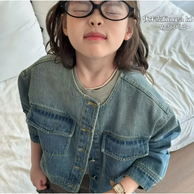 Pakaian luar anak perempuan untuk musim semi 2025 jaket denim anak-anak baru, atasan serbaguna dan bergaya untuk dewasa.