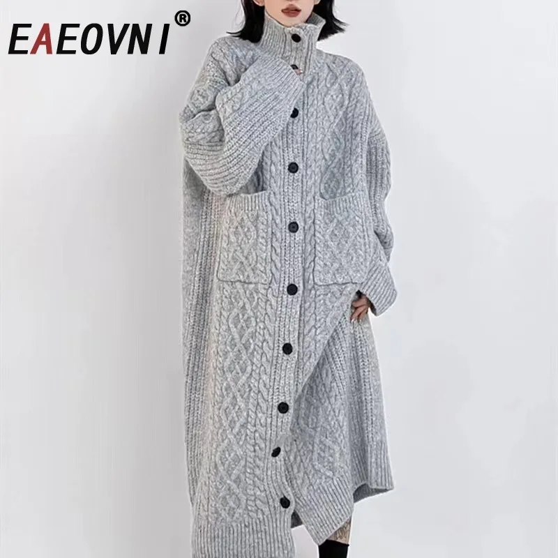 

EAEOVNI повседневное осенне-зимнее новое вязаное длинное пальто, свитер с воротником-стойкой и карманами на пуговицах, однотонная свободная одежда, модная