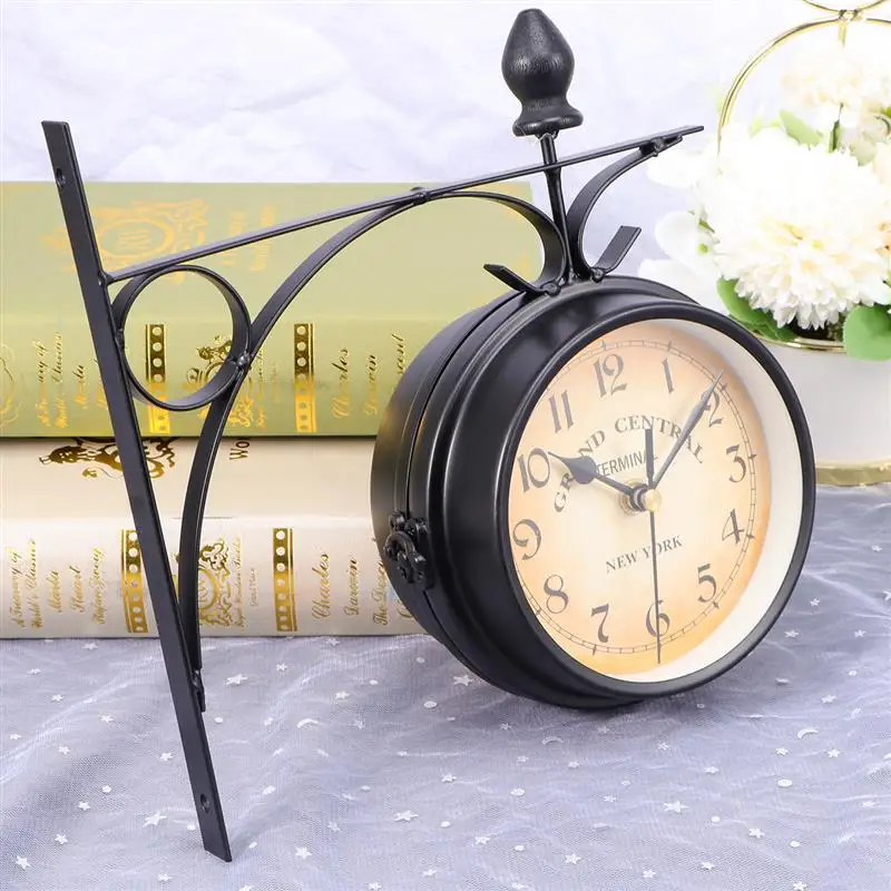 Black -Look Round Wall Hanging Double Sided Clock Retro Station Clock Round Chandelier Scroll Wall Mount Home Decor Clock