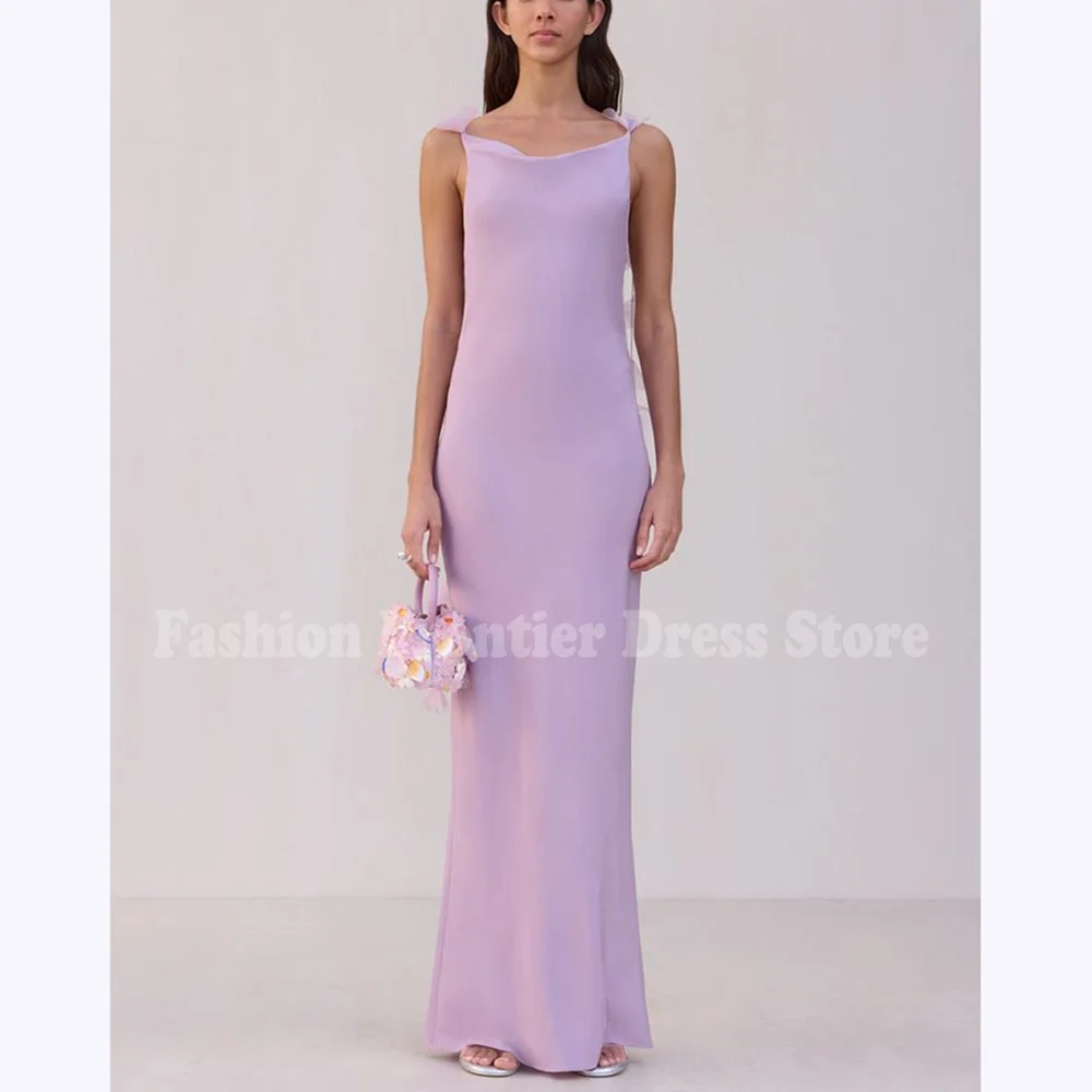 

Classic Evening Dresses Exquisite Appliques Spaghetti Straps Backless Prom Dresses Floor Length Formal Party Elegant Gown