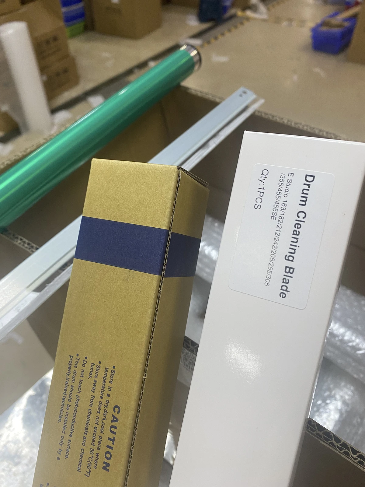 

Барабан OPC + чистящее лезвие для Toshiba E-Studio 168 208 230 280s 163 182 212 242 232 282 233 283 18 195 223 225 243 245 Цилиндр