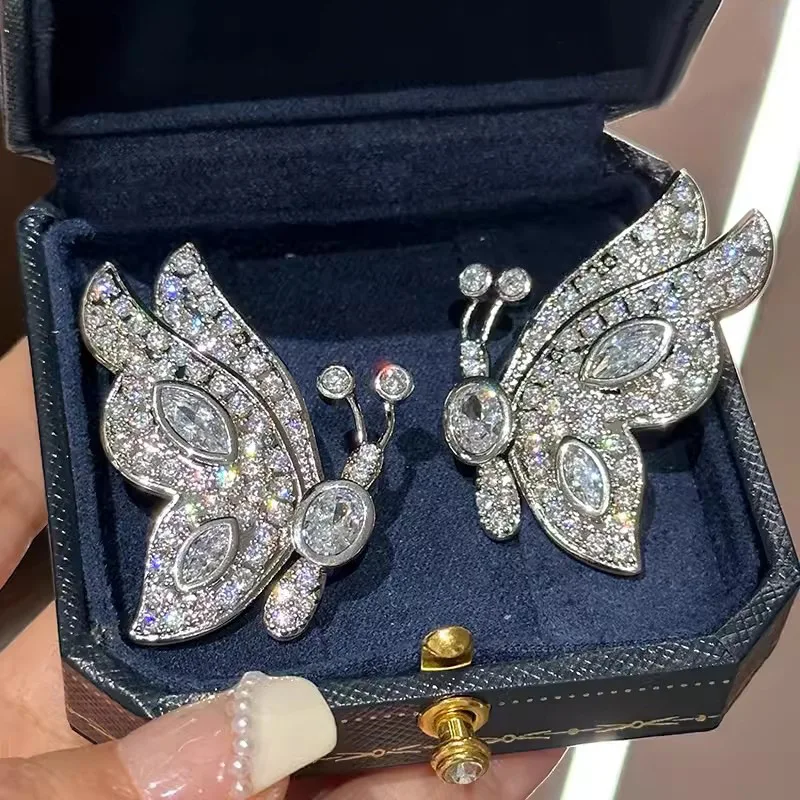 

New Butterfly Dynamic Jewelry Women's High Luxury Simulated Animal Jewelry Micro Inlaid Zircon Geometric Design