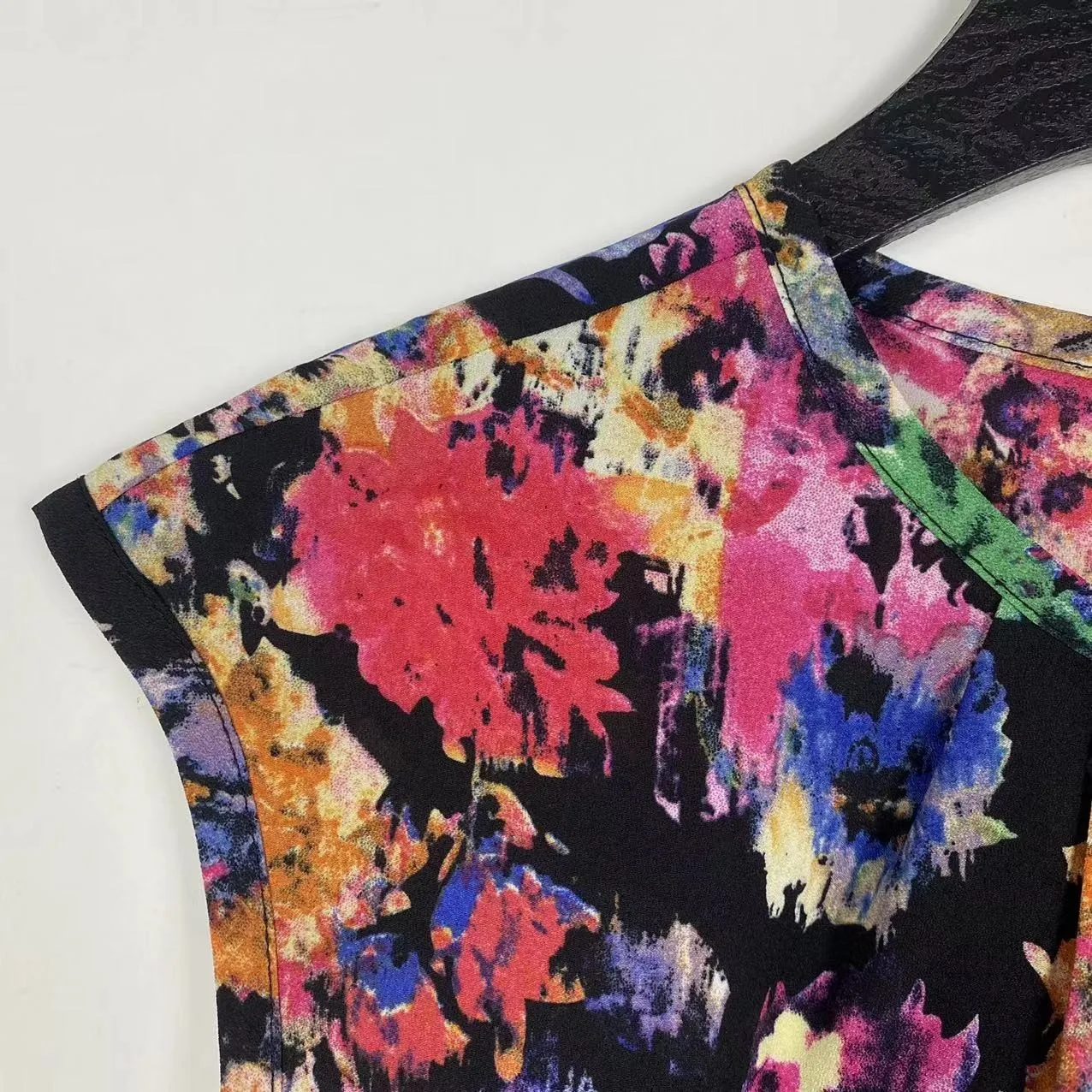 

Faionable High-Waist One-Piece Pants Korean Sle round Ne Slimming Svel Wide Leg Pants ort Pants Printed Design