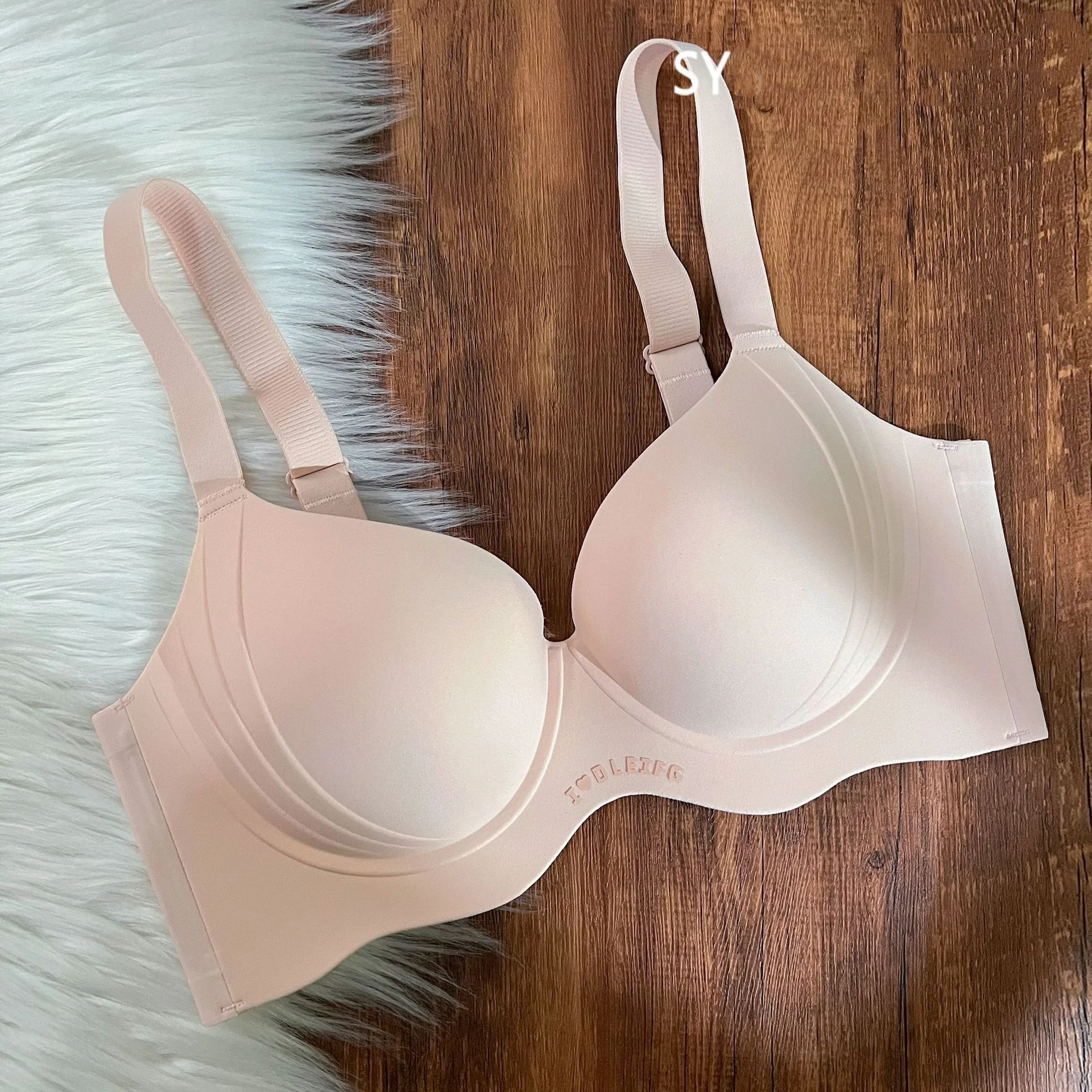 Thin Plus Size Bra Seamless Bra Women's Large Cup Anti-sag Comfort Bra with Soft Underwire Support