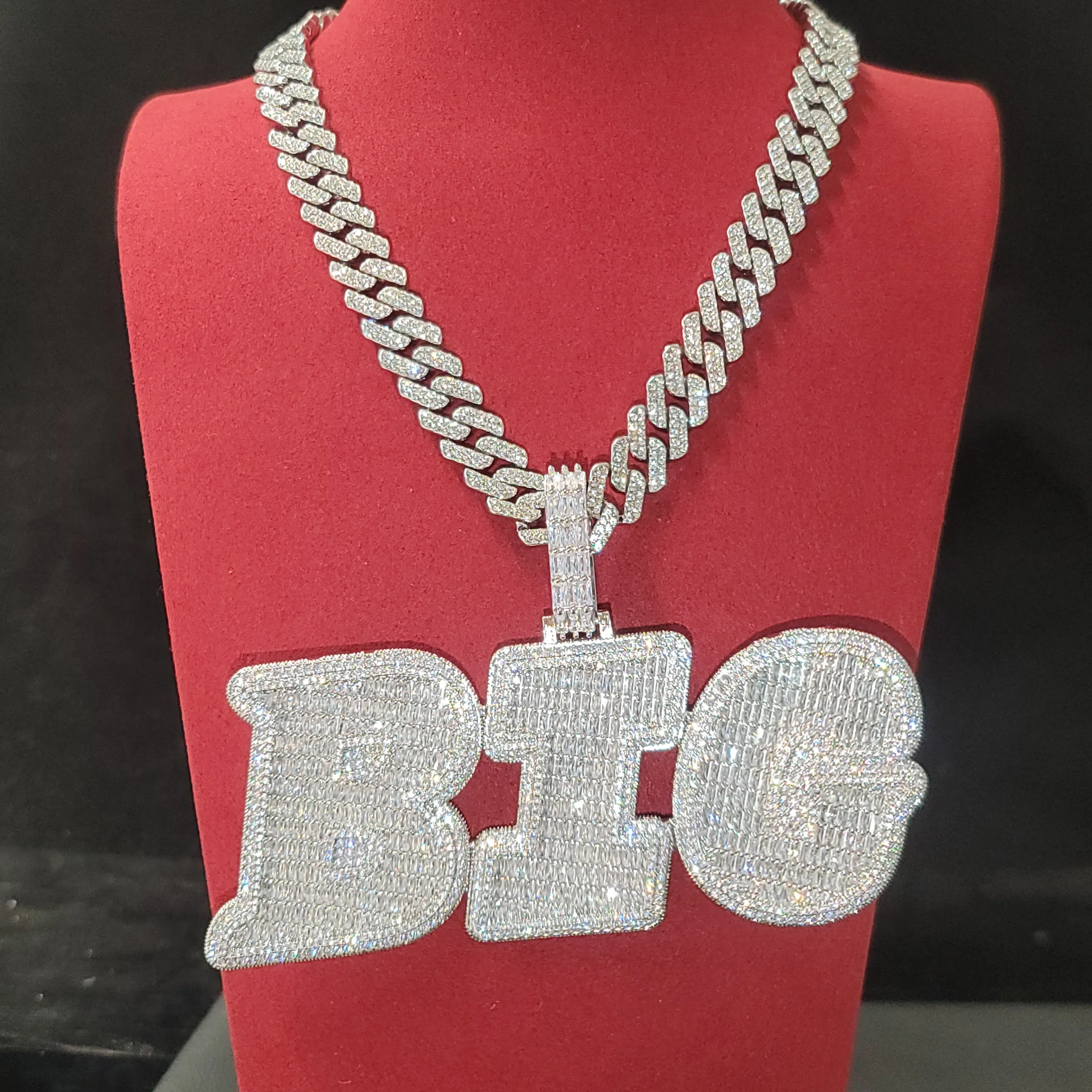 

Подвеска с именем на заказ, ледяное ожерелье со словом Baguettecz, однотонная спинка, персонализированная цепочка с буквами, квадратные модные украшения, подарки на день матери