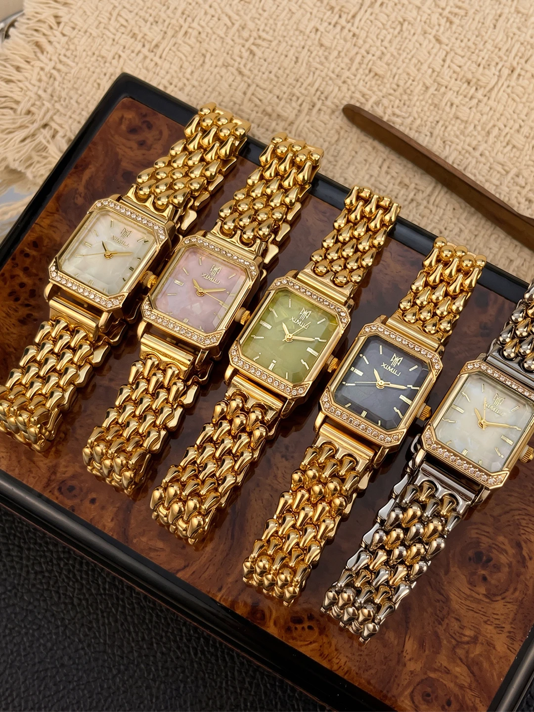 Classic Fashion Diamond Inlaid Rectangular Dial Minimal Bracelet Analog Ladies Wrist Watch