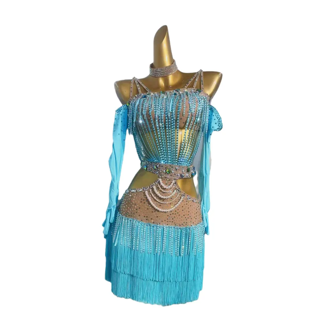 Damska, ekskluzywna, szyta na miarę spódnica do tańca latynoamerykańskiego z wycięciem na brzuchu, frędzlami, na sambę, do występów artystycznych, zdobiona cyrkoniami.