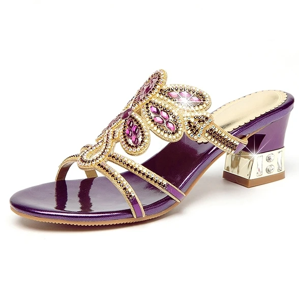 

Slippers Female Korean Style 2025 Summer New Fashion Rhinestone Sandals Beach Slides Shoes Square High Heels For Women D0031