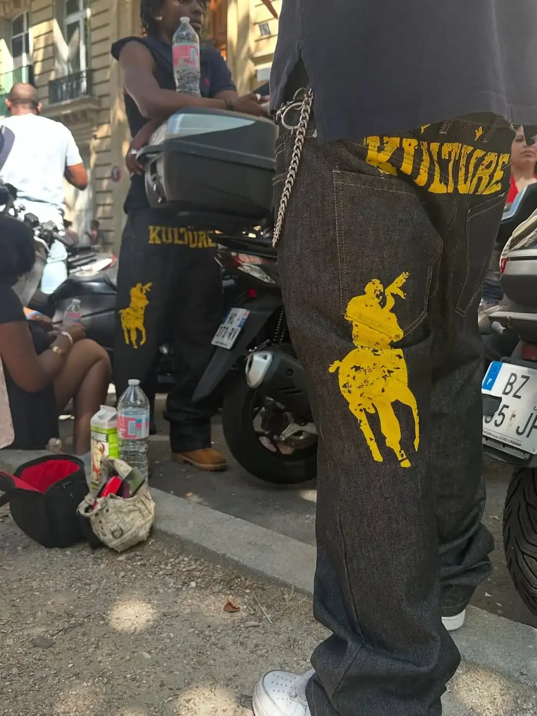 شعبية Harajuku الموضة الأمريكية Y2K فارس الأصفر نمط مطبوعة الجينز الرجال الصيف عادية الشارع بنطلون الهيب هوب الراب نمط