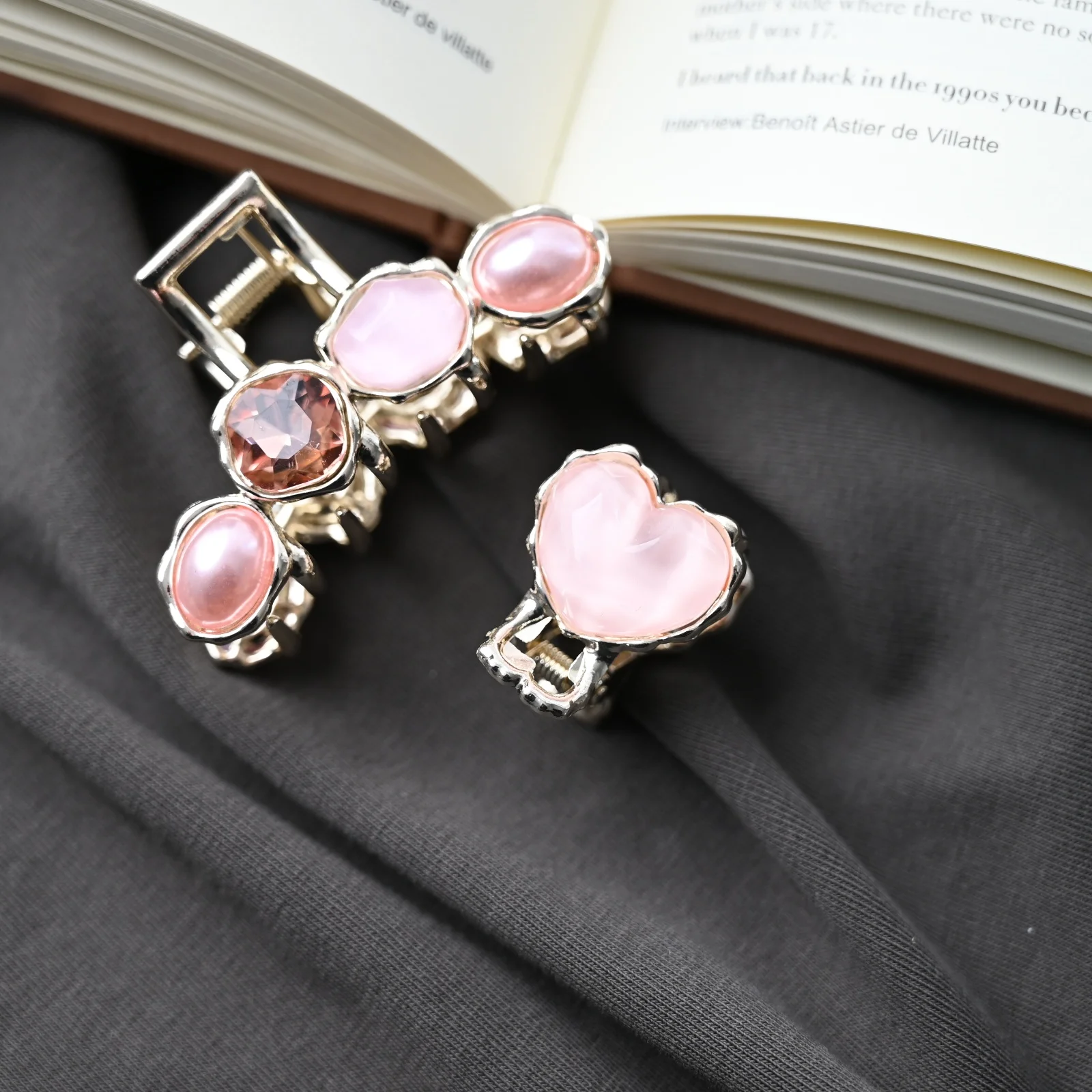 

Pink Alloy Hair Claws Crab for Girls and Women Heart Square Hair Clips Headwear Hair Accessories for Long Hair Side Claw