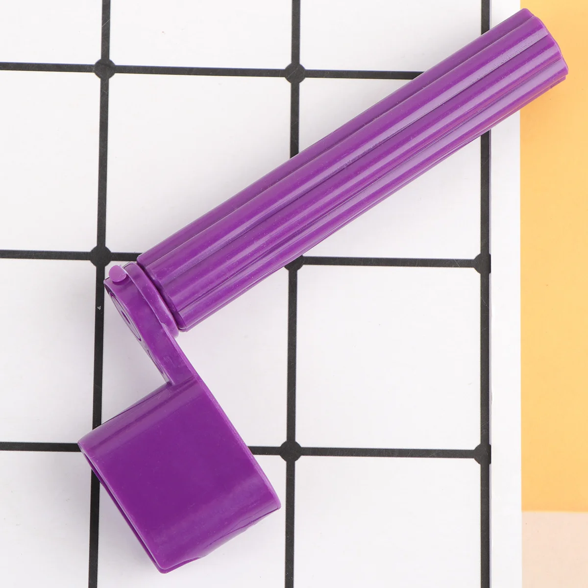 

Purple Guitar String Winder Multi-Functional Peg Winder Bridge Pin Puller Drill Bit Adapter for Bass Banjo Dobro Mandolin