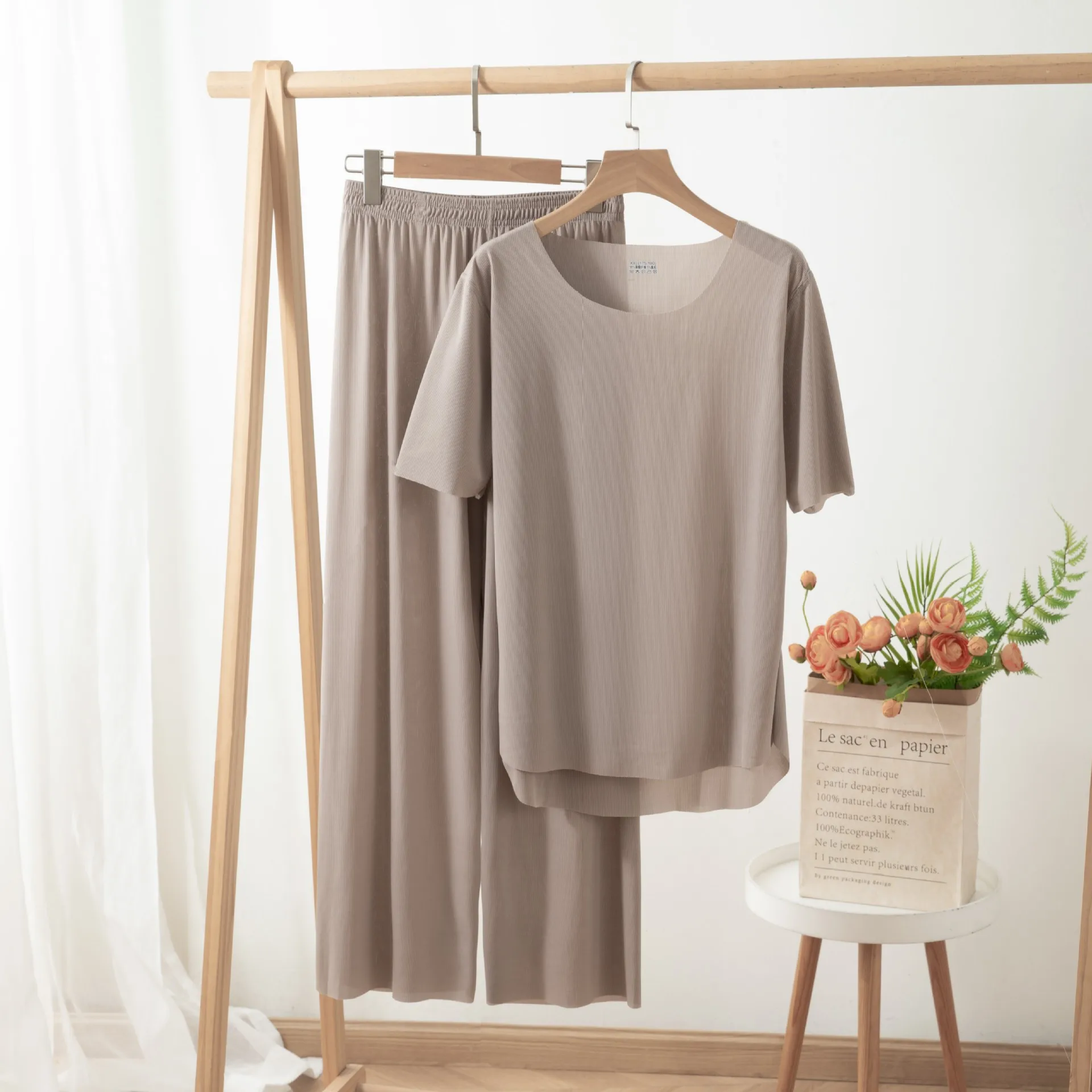 Women's - coffee brown - solid color