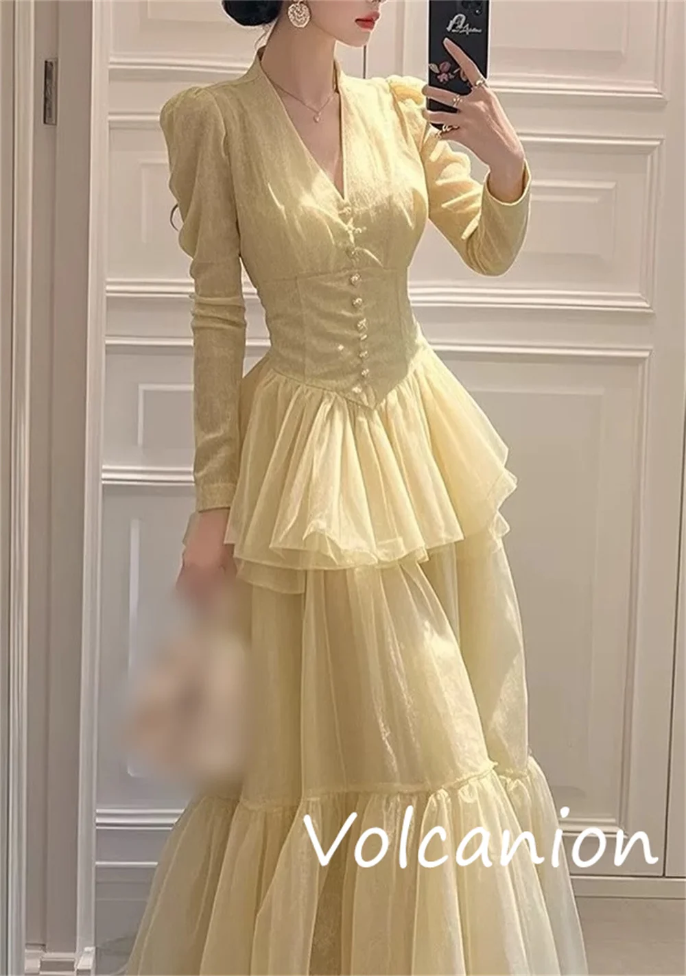 Maßgeschneiderte, modische, klassische Organza-Knopffalte, A-Linie, V-Ausschnitt, lange Kleider, maßgeschneiderte Anlassmößen erhältlich
