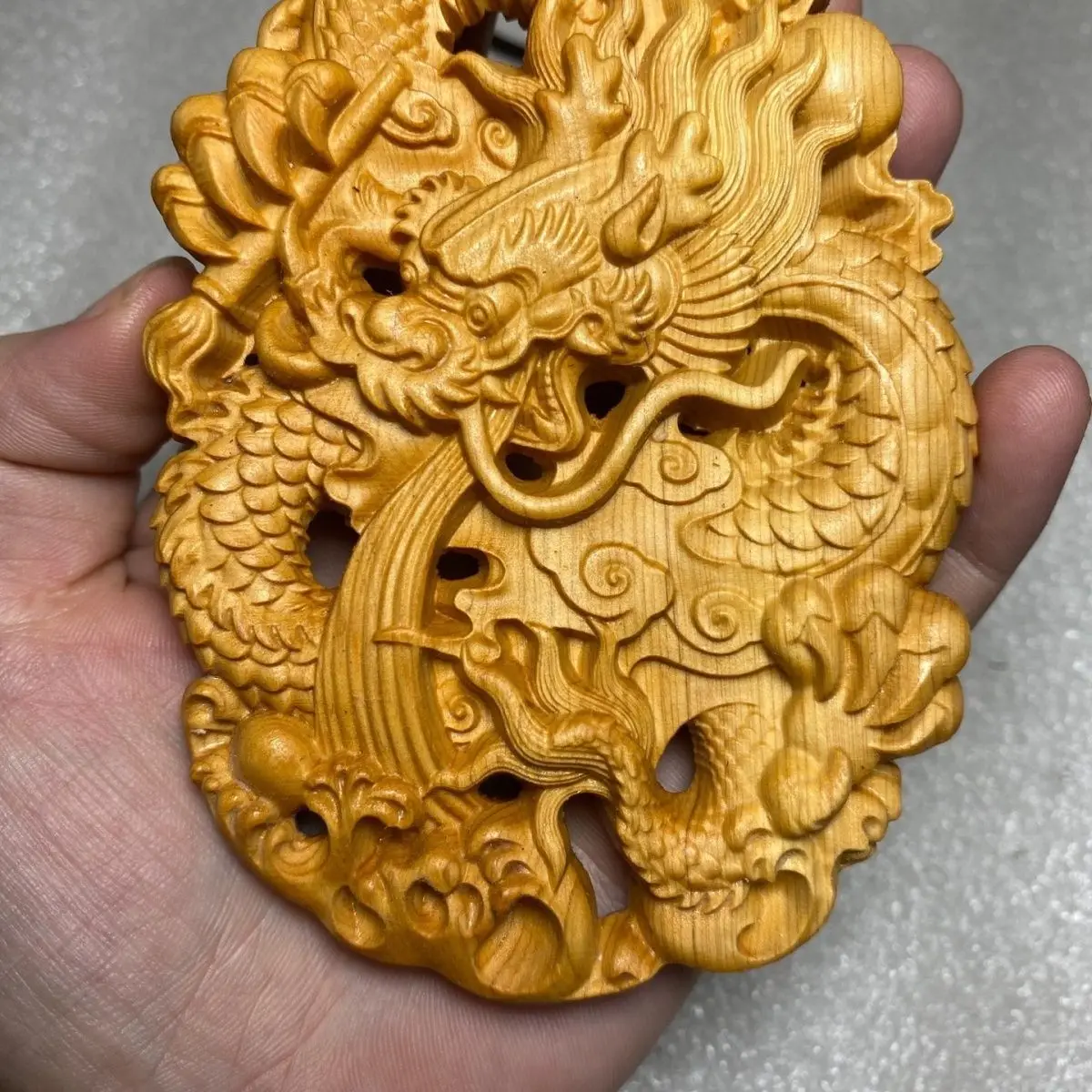 

Thuja Wood Carving Twelve Zodiac Double-Sided Hollow Dragon Brand Xianglong Pendant Car Hanging Jewelry Pendant Decoration Style