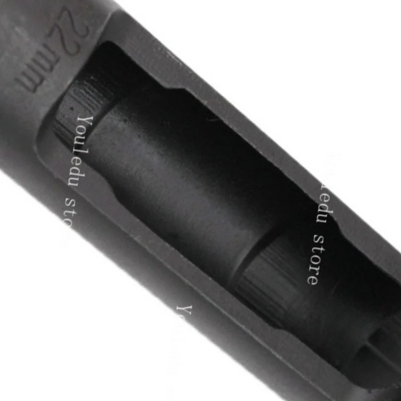 Suitable for disassembling and installing oxygen sensors, special tool with a 22mm oxygen sleeve in the middle opening
