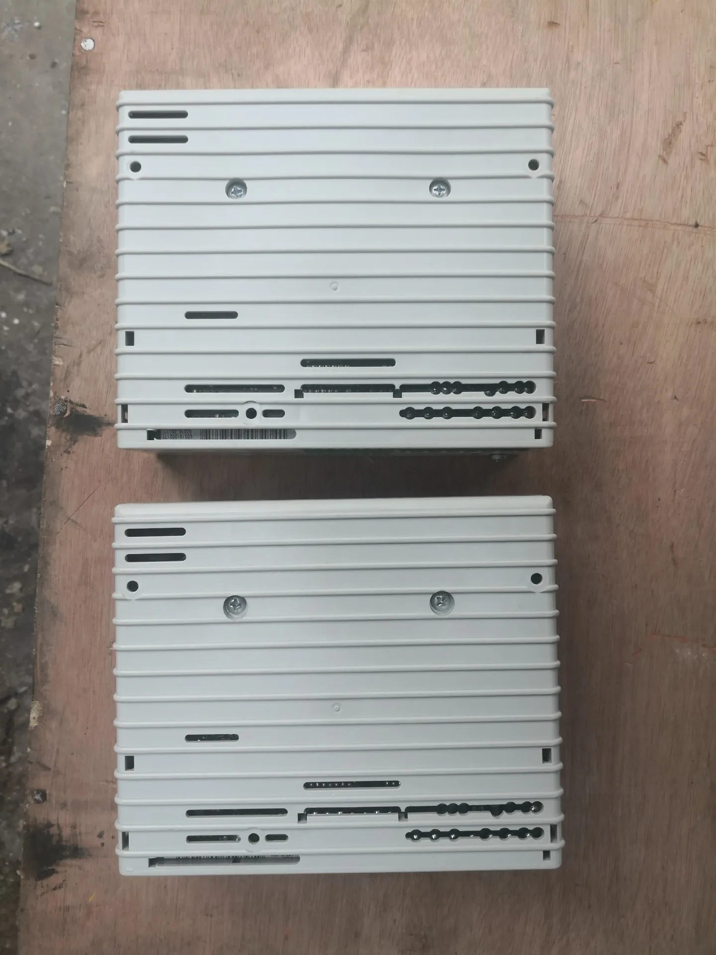 33.8201-E Инвертор 220 В 0,37 кВт для Lenze