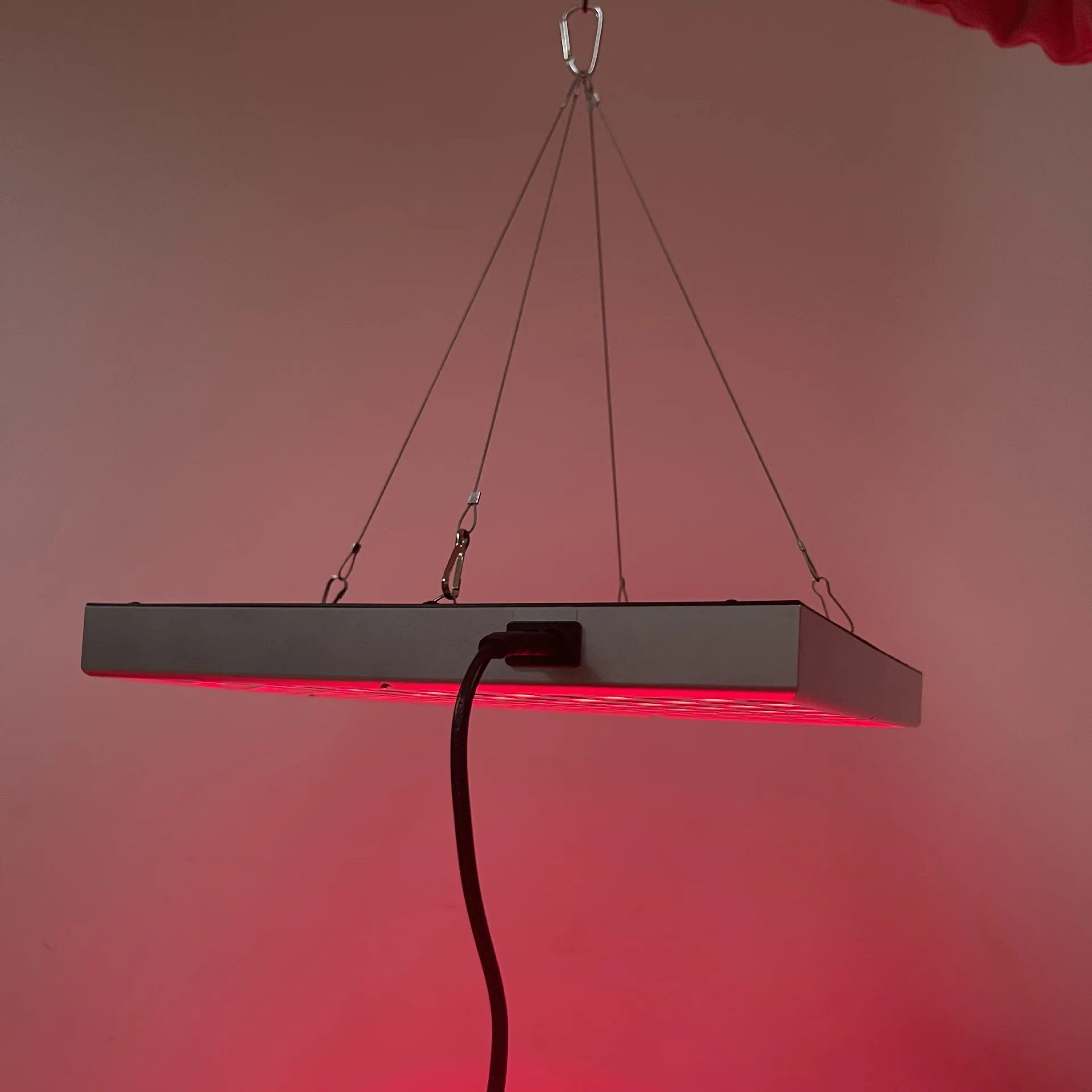 แผงไฟ LED สีแดงสำหรับบำบัดผิวหน้า ชะลอวัย ดูแลผิวพรรณ ความงาม 225 หลอด LED บรรเทาอาการปวดเมื่อยตามร่างกาย เครื่องมือบำบัดทางกายภาพ