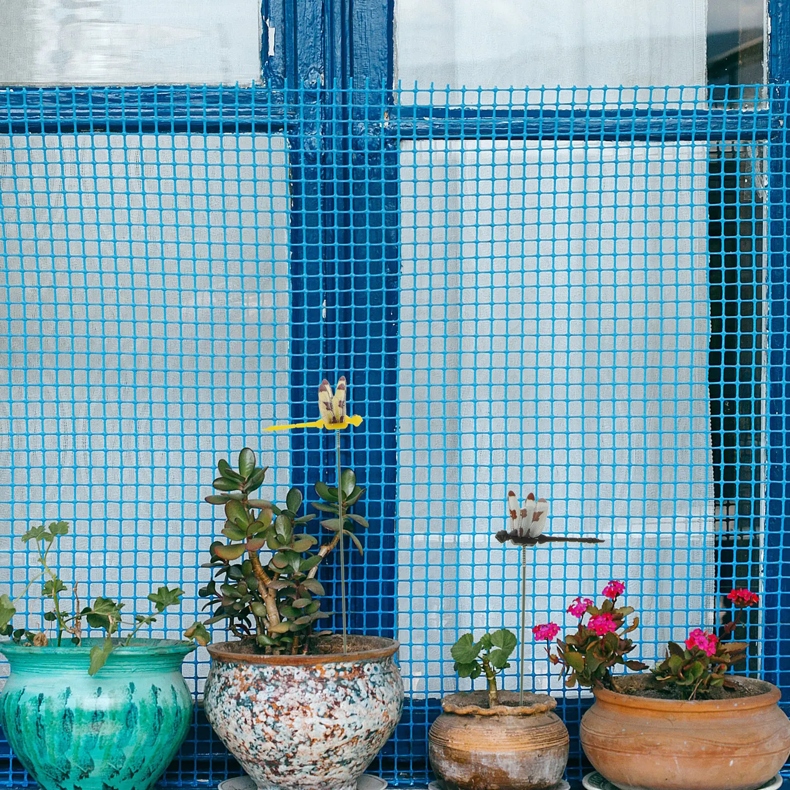 

50Pcs Plastic Garden Dragonfly Stakes Decorative Outdoor Flower Vase Plant Picks Simulation Dragonfly Stakes Garden Decoration