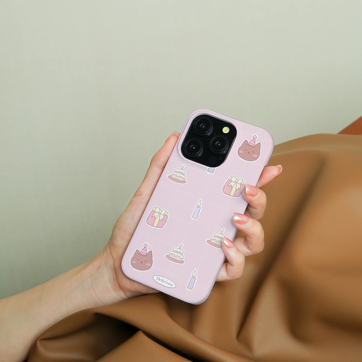 

Birthday Cat iPhone 16 Promax Filing Round Edge Phone Case, Small and Cute Personalized Creative Matte Fall Protection Case