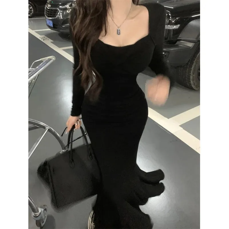 Grey Long Sleeves Square Collar Knit Dress Women's Autumn Pure Desire Sexy Waist-Fitted Hip Tail Long Dress