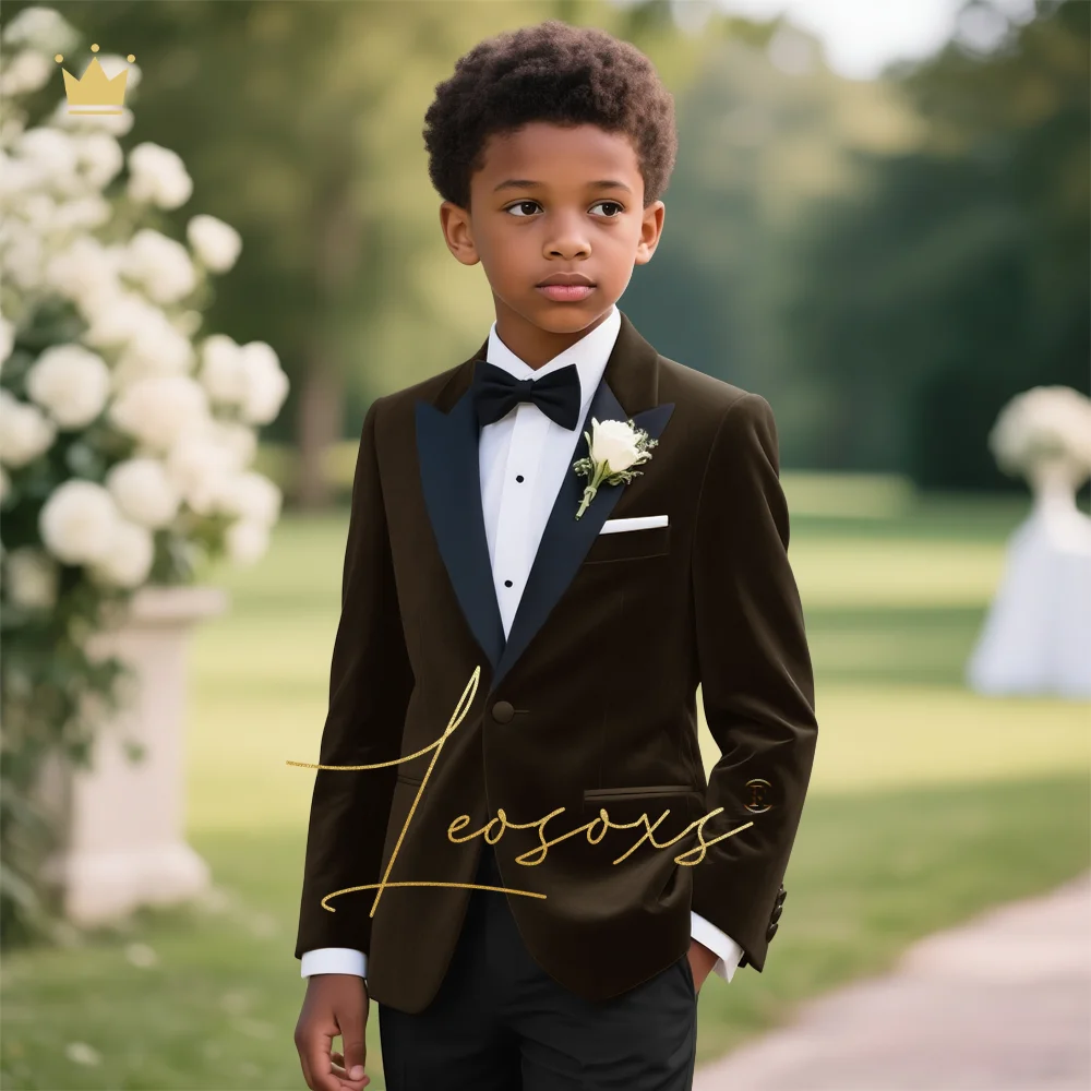 

Boys' 2-Piece Velvet Jacket with Black Trousers Custom Formal Suit - Stylish Design Perfect for Special Occasions and Events