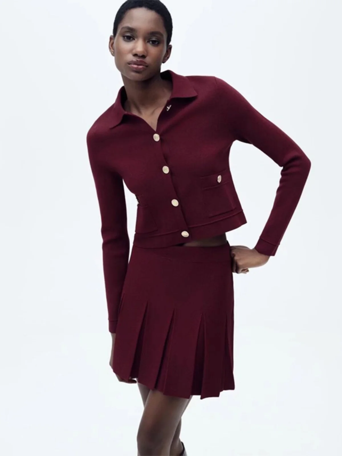 

Длинная вязаная юбка-джатин с золотыми пуговицами, новая зимняя уличная юбка с воротником-стойкой, однотонная женская...