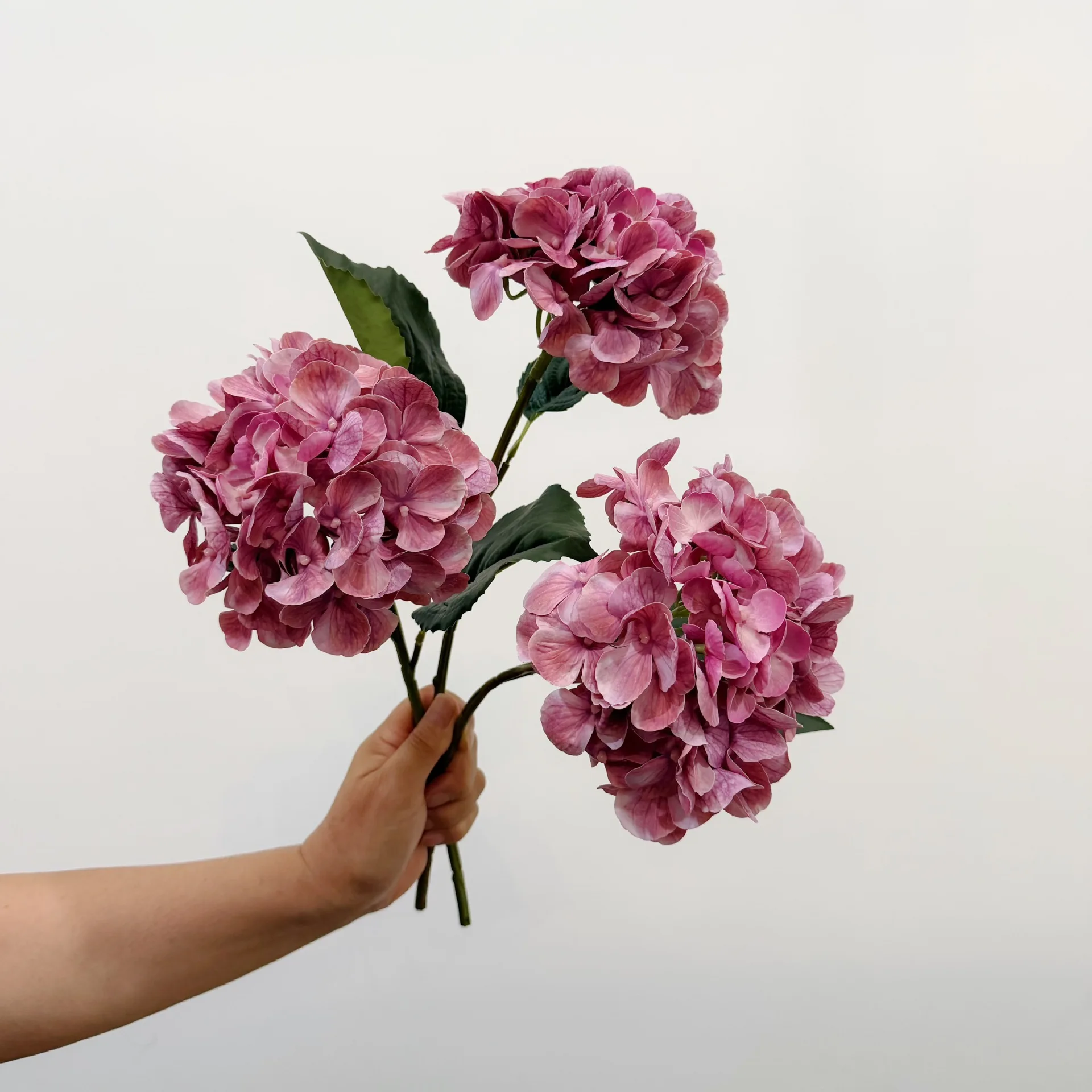 4 Stück Feuchtigkeitsspendende Latex-Hortensien, Künstliche Blumen mit Echtem Touch, Hochzeitstisch-Blumenarrangement, Party- und Heimdekoration, Blumenstrauß – Detail 6