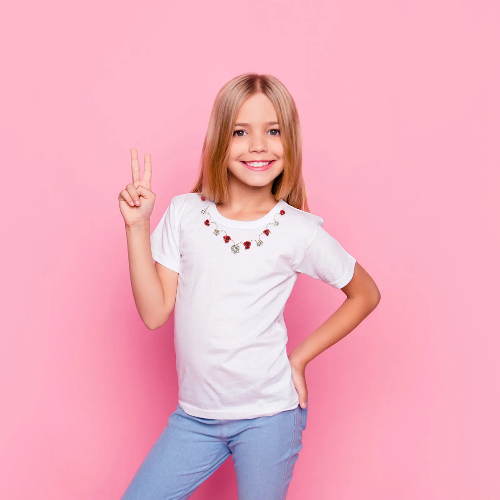Set di gioielli per bambini Collana con fiori rossi Orecchini Lega di plastica Accessori per ragazze affascinanti per spettacoli di spettacoli
