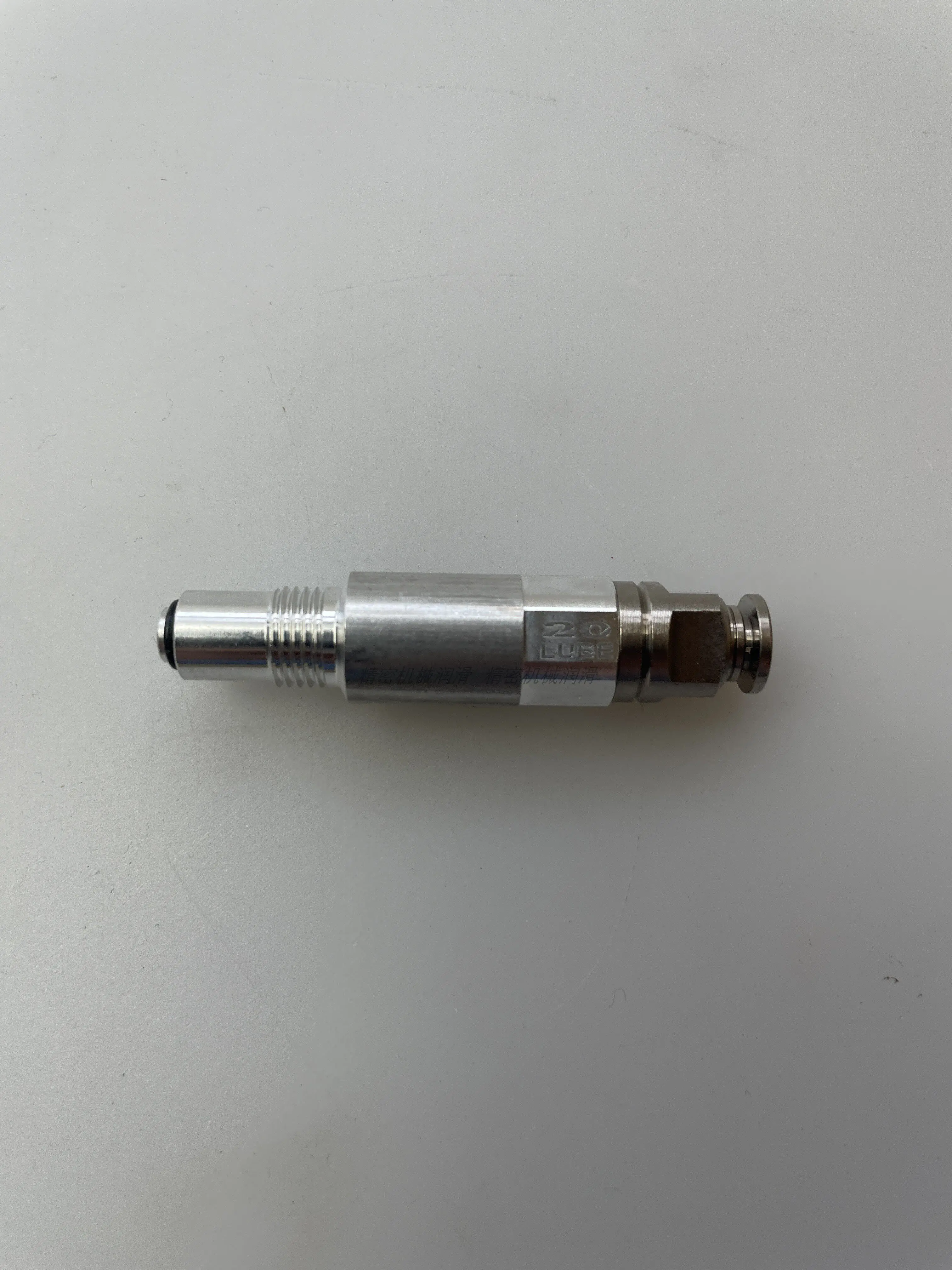 

Япония импортировала специальный дозирующий клапан LHL MU - 10-20-30 - 50, прецизионный механический смазочный клапан, оригинальный, подлинный.