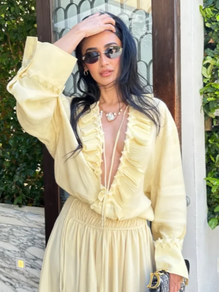 

Fashion Collar Long Flared Sleeved Women Shirt Lace Up Button Pleated Loose Blouse Spring Summer Casual Vacation Female Top