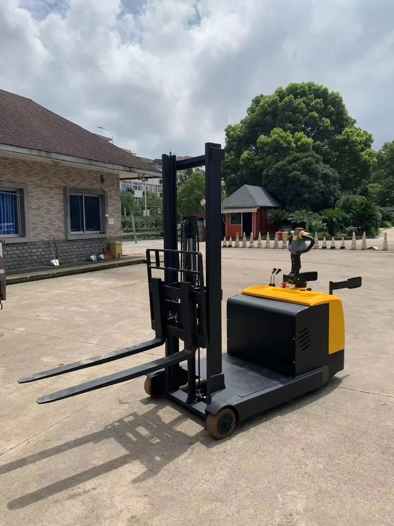 5m High Lift Counterbalanced Electric Pallet Stacker Stand-on Battery Powered Forklift Stacker Warehouse Material Handling