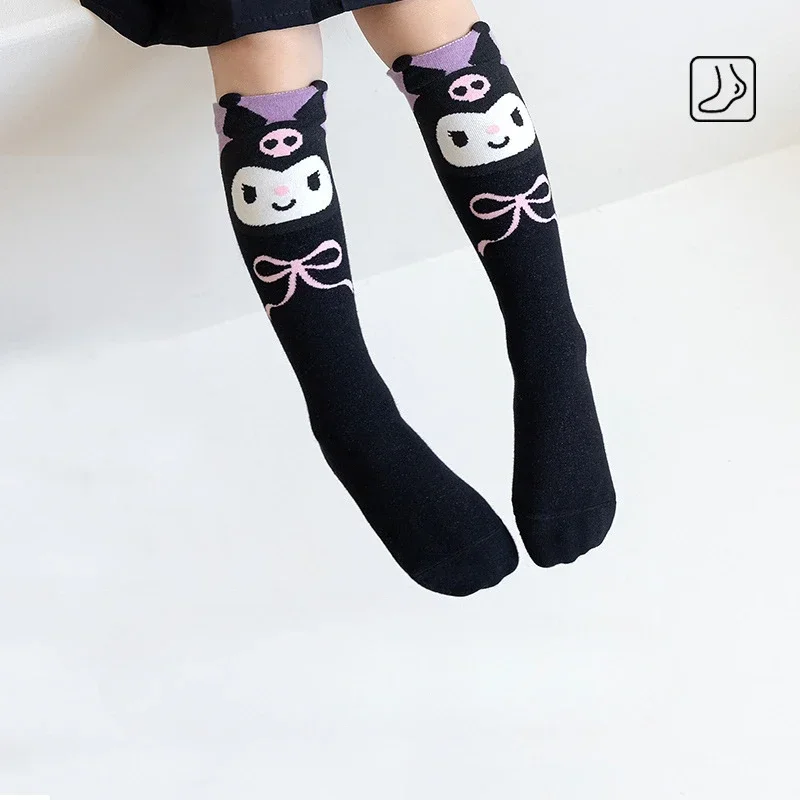 Kuromi Sanrio ถุงเท้าเด็กน่ารัก, ถุงเท้าลายการ์ตูนน่ารักผ้าฝ้ายหมวกยาวถุงเท้าลูกวัวสำหรับเด็กผู้หญิงวันเกิดวันคริสต์มาส5คู่