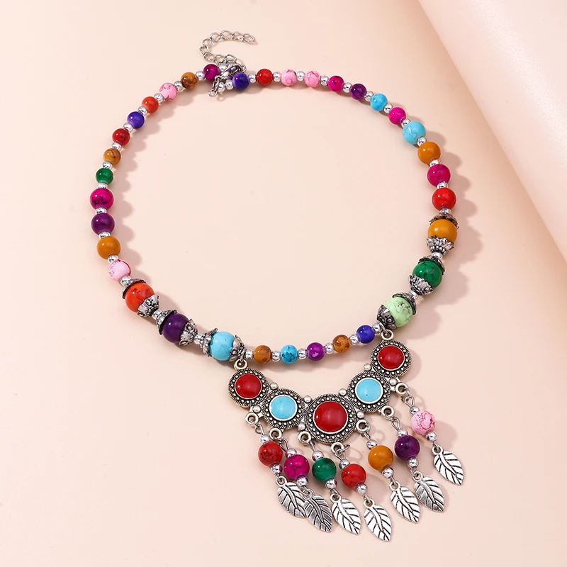 Böhmische handgefertigte bunte Perlenkette für Frauen, Halskette mit Anhänger aus Legierung in Form eines Baumblatts und Quaste, Schmuckgeschenk für Mädchen für Partys und Festivals. – Detail 6