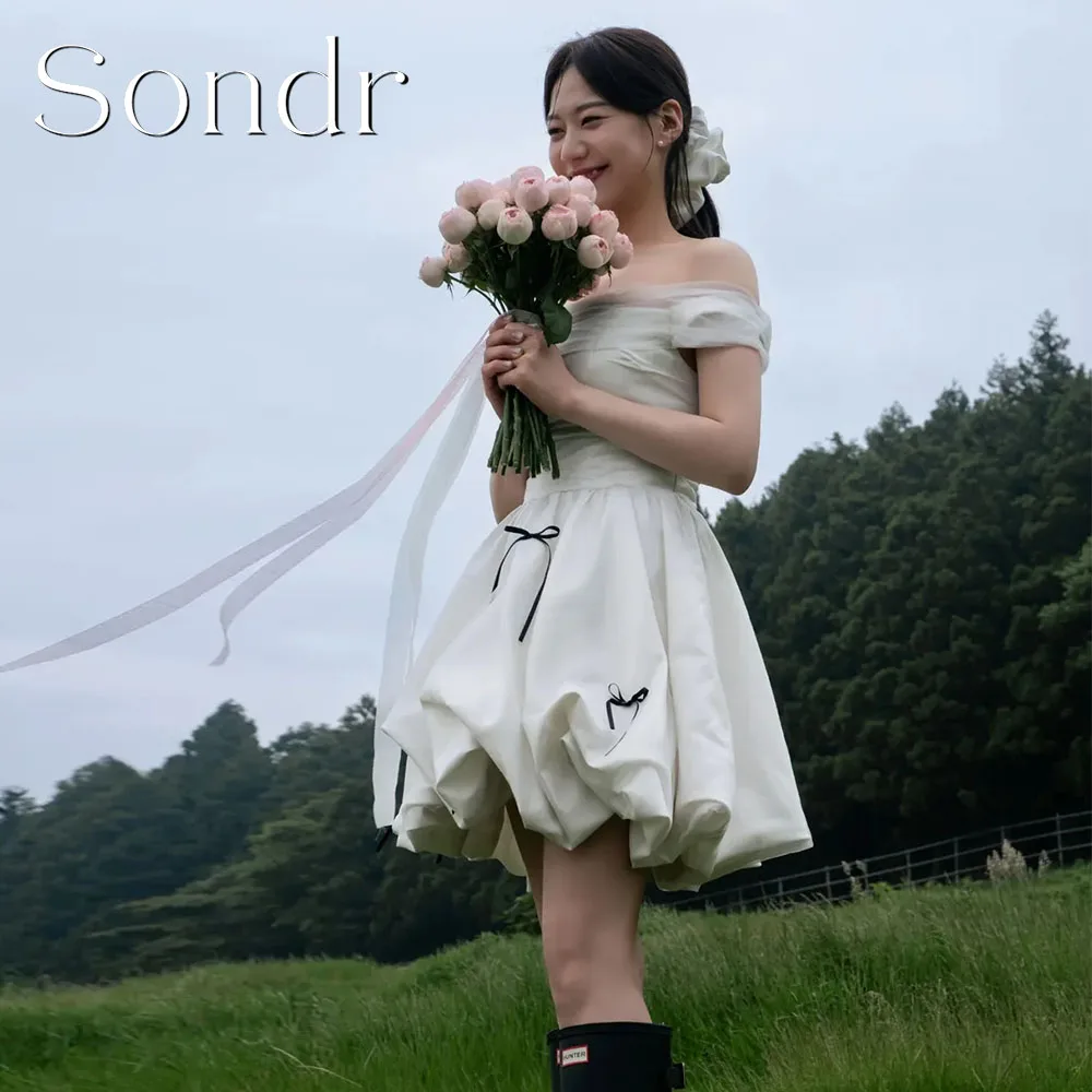 

Индивидуальные мини-платья Sondr в корейском стиле для свадеб и торжеств, с вырезом-лодочкой, длиной выше колена, с бантом, короткие, для невесты и подружек невесты, с корсетом на спине