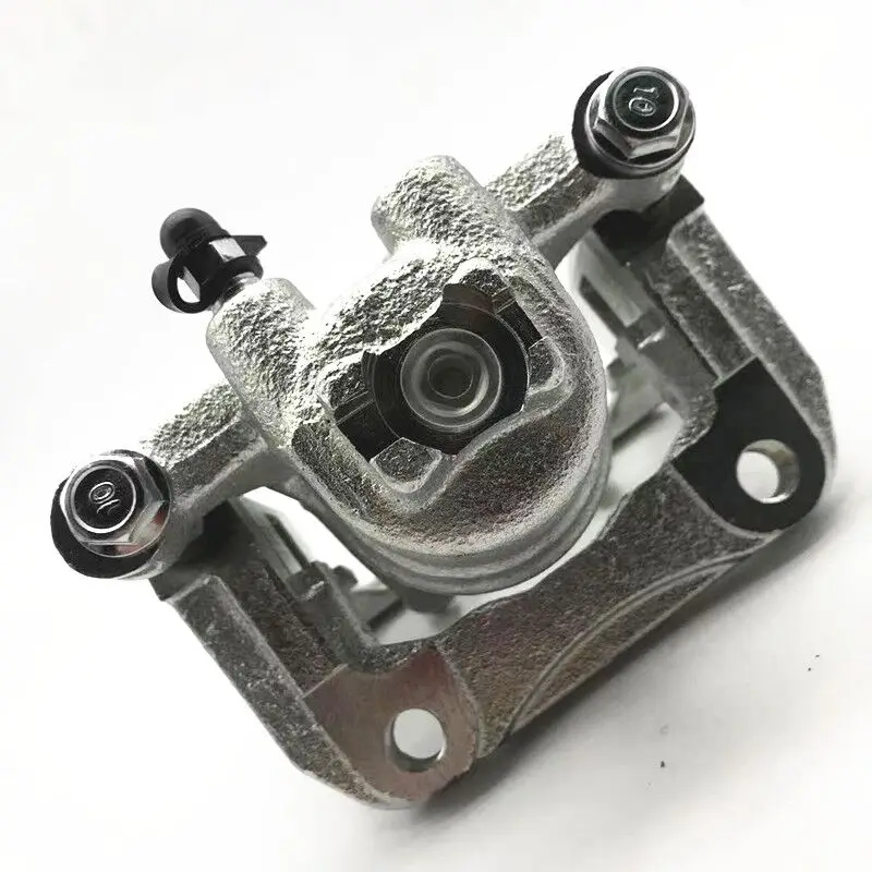 

Автозапчасти высокого качества, подходят для Dongfeng DFM Fengshen 2015-2017 AX7: задний тормозной суппорт, задний тормозной насос, задний тормозной зажим.