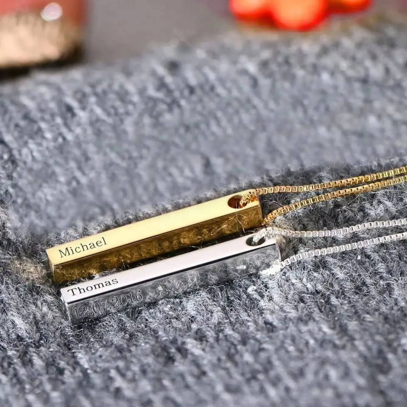 แกะสลักที่กําหนดเอง 3D แนวตั้งสร้อยคอทองหรือเงินส่วนบุคคลบาร์จี้ของขวัญเครื่องประดับสําหรับของขวัญวันวาเลนไทน์ของเธอ