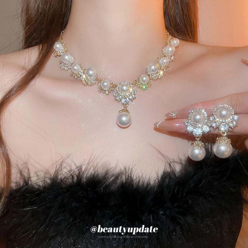 Diamantbesetztes Rundes Perlen-Ohrringe-Halsketten-Set Elegante Einzigartige Schöne Schlüsselbein-Kette Accessoires Vielseitige Damen-Accessoires
