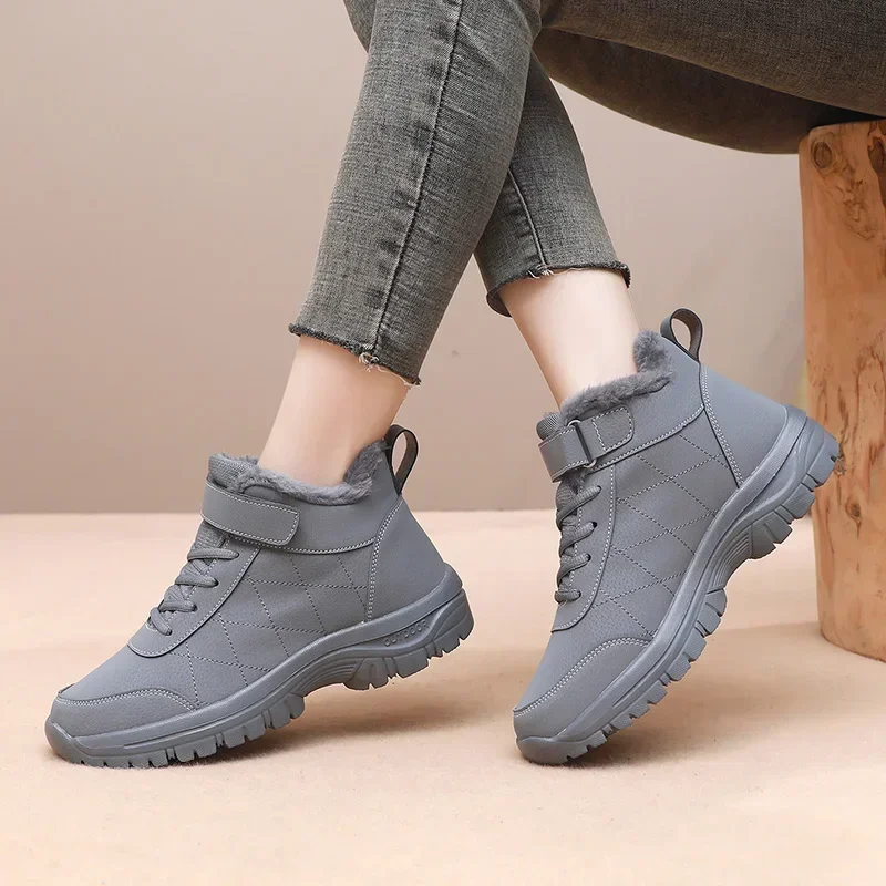 Scarpe da passeggio per coppie invernali moda Mid-top Plus Size Lace Up Keep Warm scarpe da uomo in cotone stivaletti con piattaforma Casual all'aperto