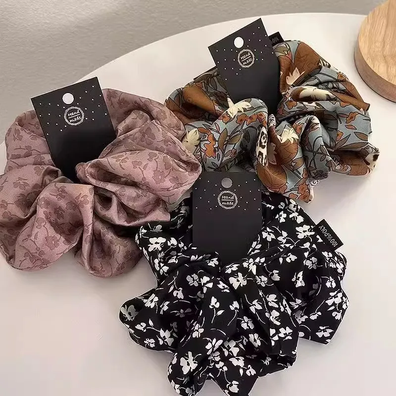 

Floral Minimalist French Style Scrunchie Hair Tie for Women, Kawaii Silk Scrunchie Hair Tie, Daily Ponytail Bun Gift Party