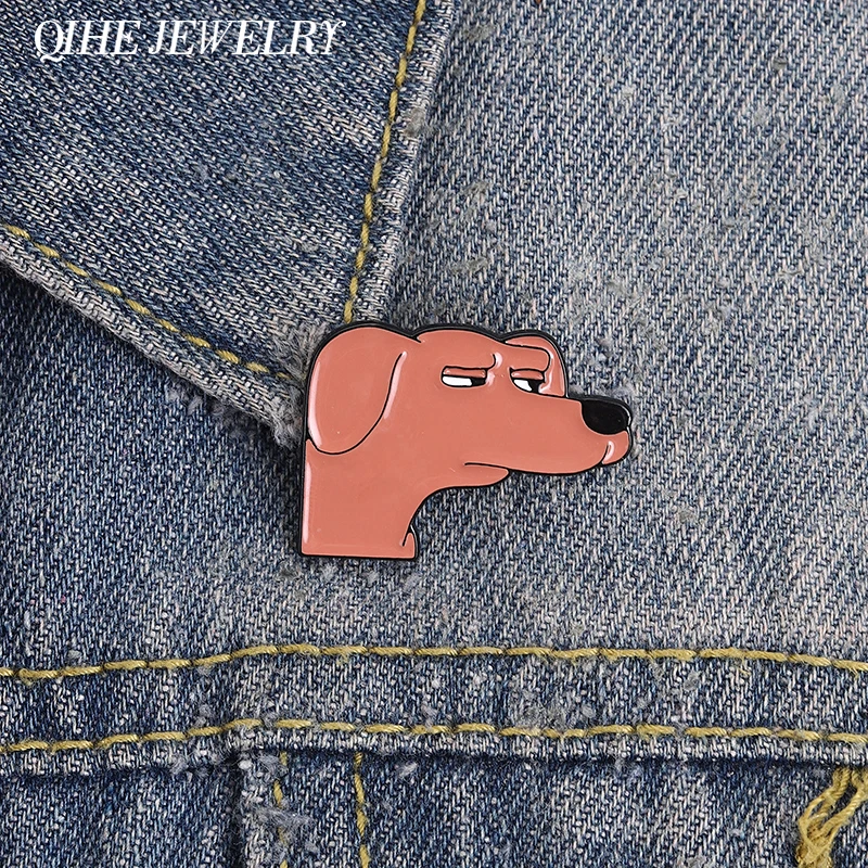 Das sind verdächtige Hunde-Meme-Emaille-Pins: Cartoon-Dackel mit schmalen Augen und verdächtigem Ausdruck, Brosche, Anstecknadel, lustiger Schmuck, Geschenke
