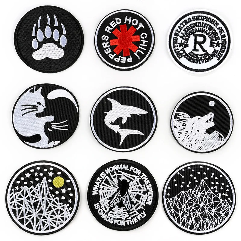 1 Pcs Round Embroidery Patches Black Personality Badge DIY Jacket Backpack Fusible Embroidered Patch Custom Sewing Accessories