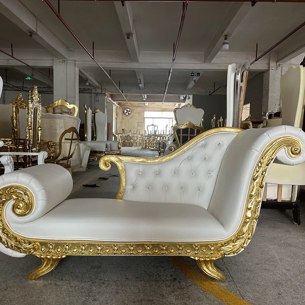 Factory Price Modern Velvet White Wedding Sofa Durable Frame Portable Accent Sofa for Wedding Event Decor