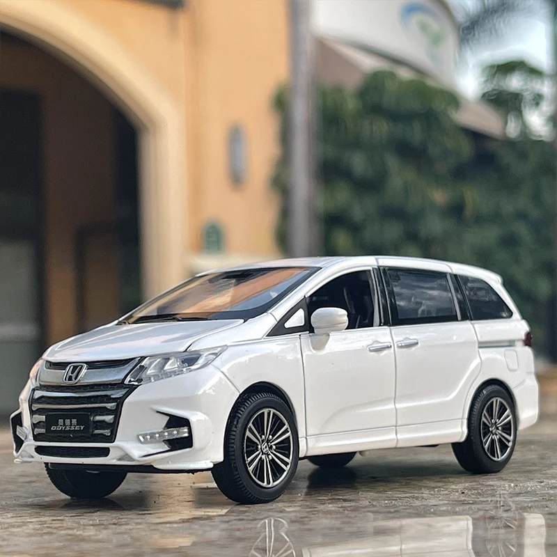 

1:32 HONDA Odyssey MPV Alloy Car Model Diecasts & Toy Metal Vehicles Car Model Simulation Collection Sound and Light Kids Gifts