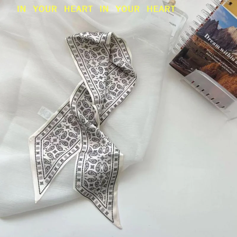 

【X】Versatile Triangle Scarf Vintage Headband Accessories Cashew Flower Silk Scarf Double-Sided Printed Headband Ins Decoration