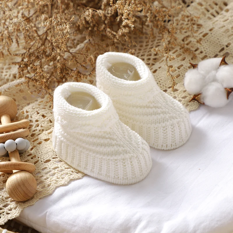 

Baby Shoes Knitted Toddler Bed Clothes Accessories 0-18M Warm Handmade Newborn Girl Boy Boots Infant Footwear Fashion Solid Cute